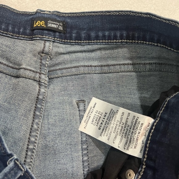 Jean Bundle - Picture 5 of 5